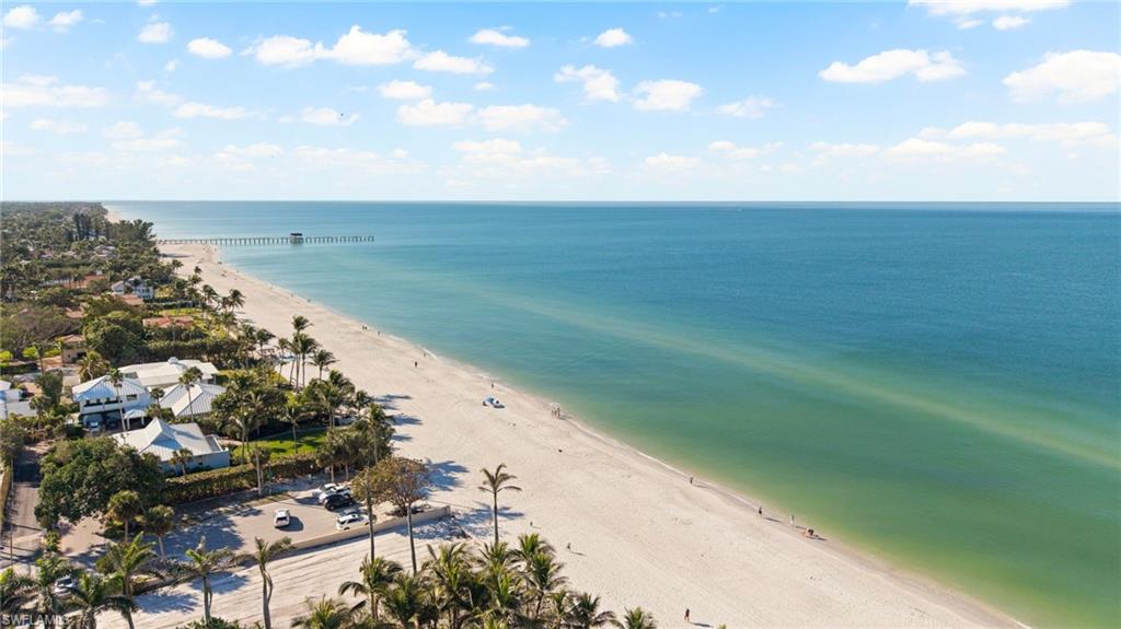 COLONNADE CLUB - Residential Lease