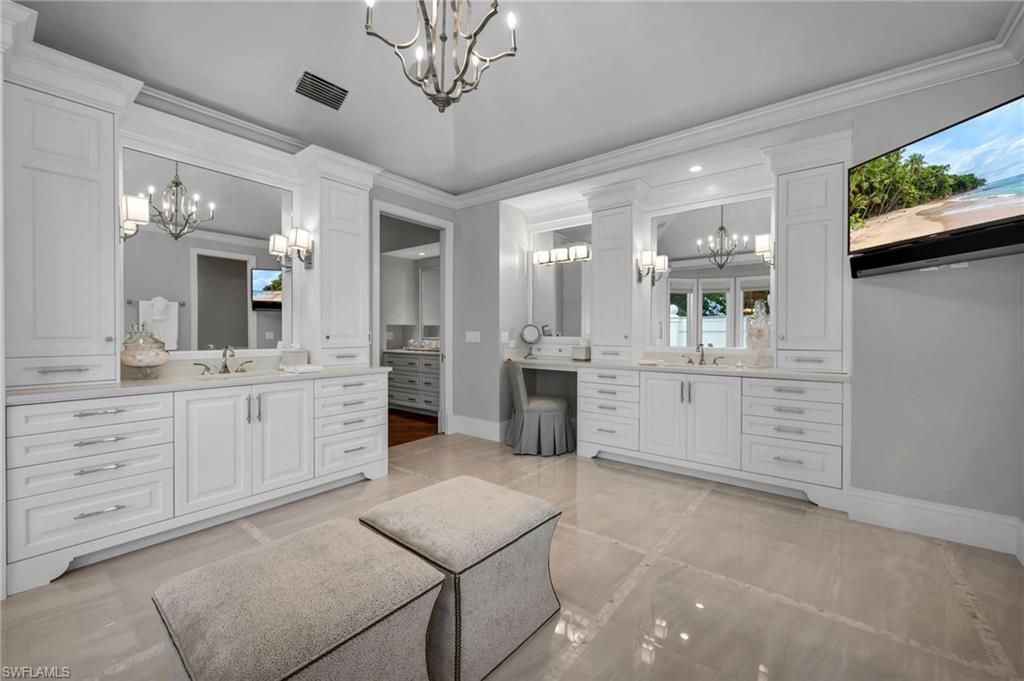 ESTATES AT GREY OAKS - Residential