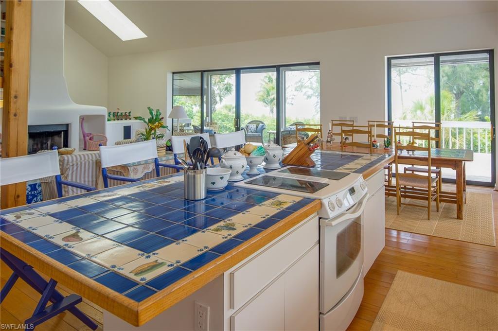 METES AND BOUNDS - Residential