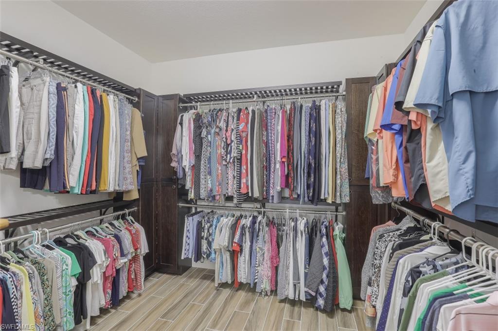 SANDOVAL - Residential