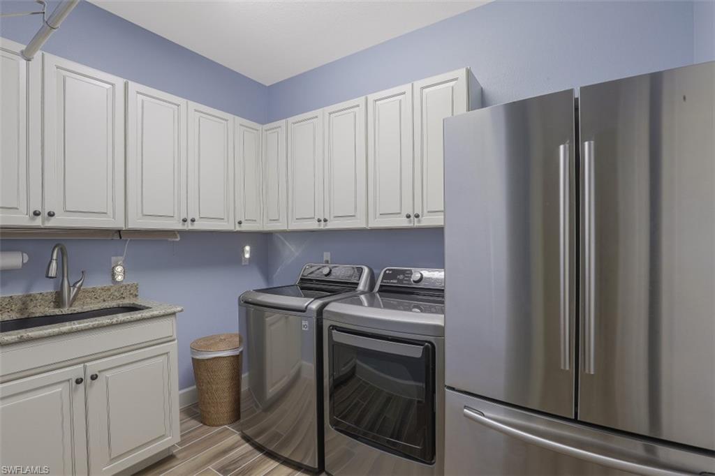 SANDOVAL - Residential