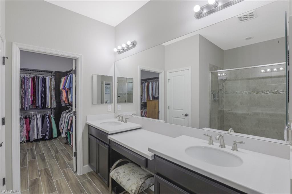 SANDOVAL - Residential