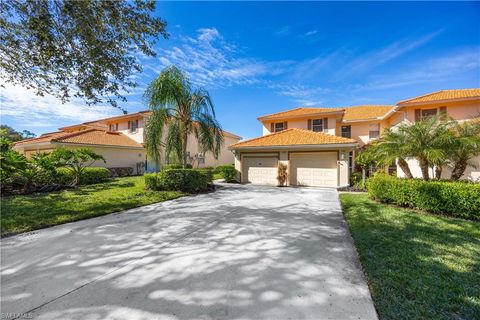 290 Robin Hood CIR 201 NAPLES FL 34104