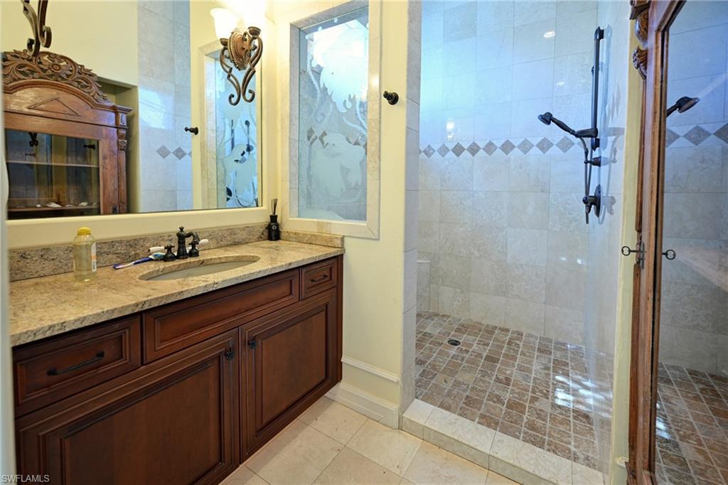 BAREFOOT BEACH - Residential