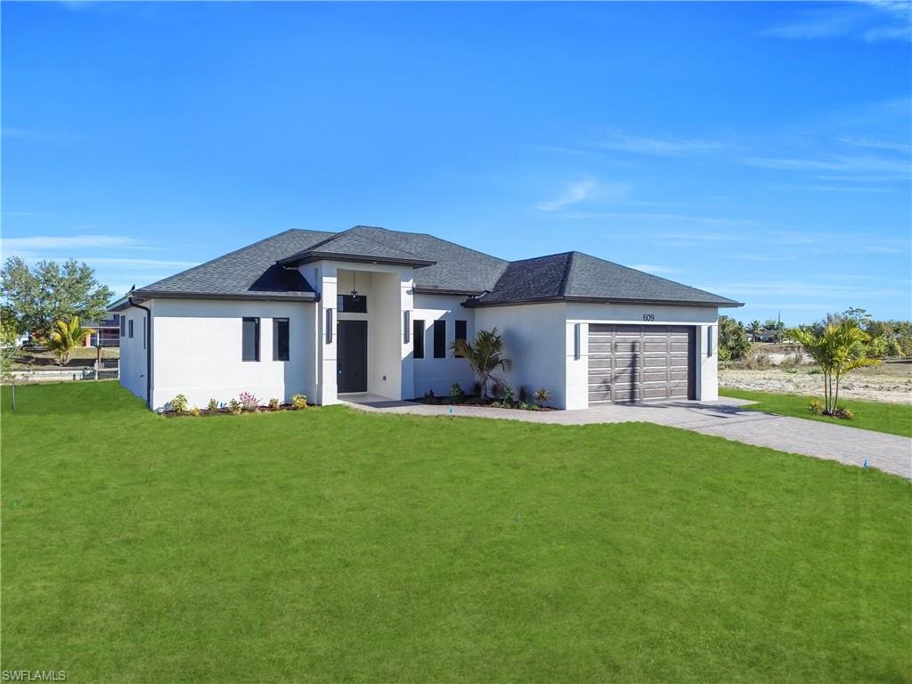 CAPE CORAL - Residential