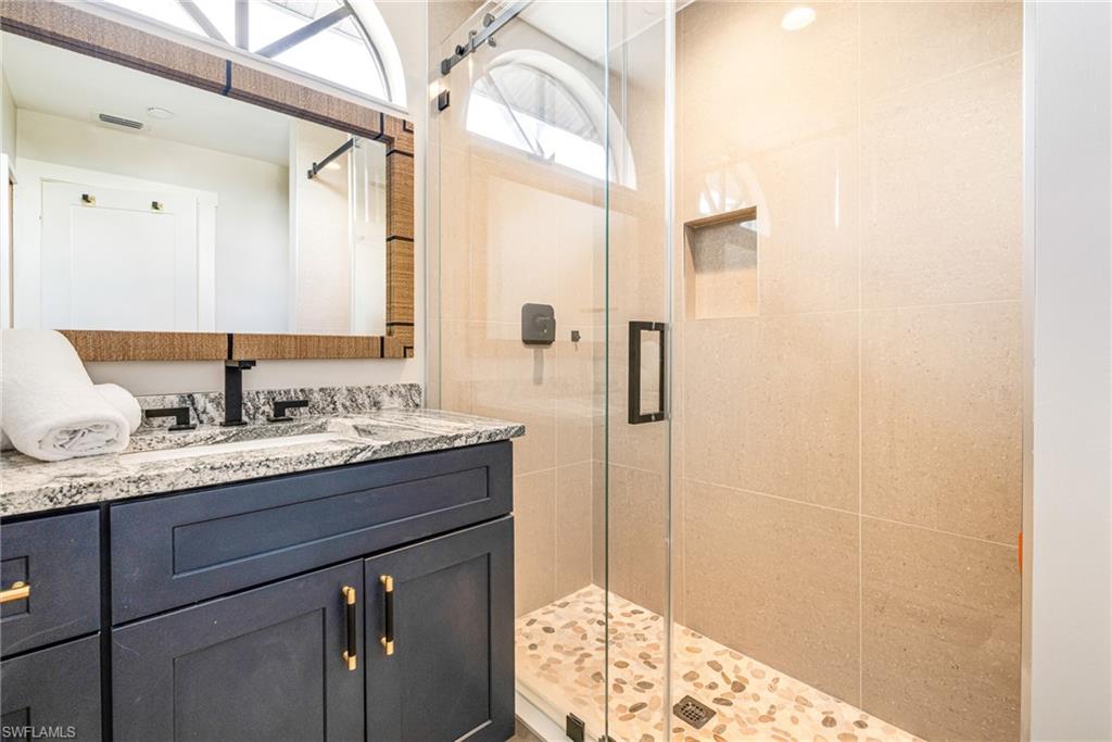 PALACO GRANDE - Residential Lease