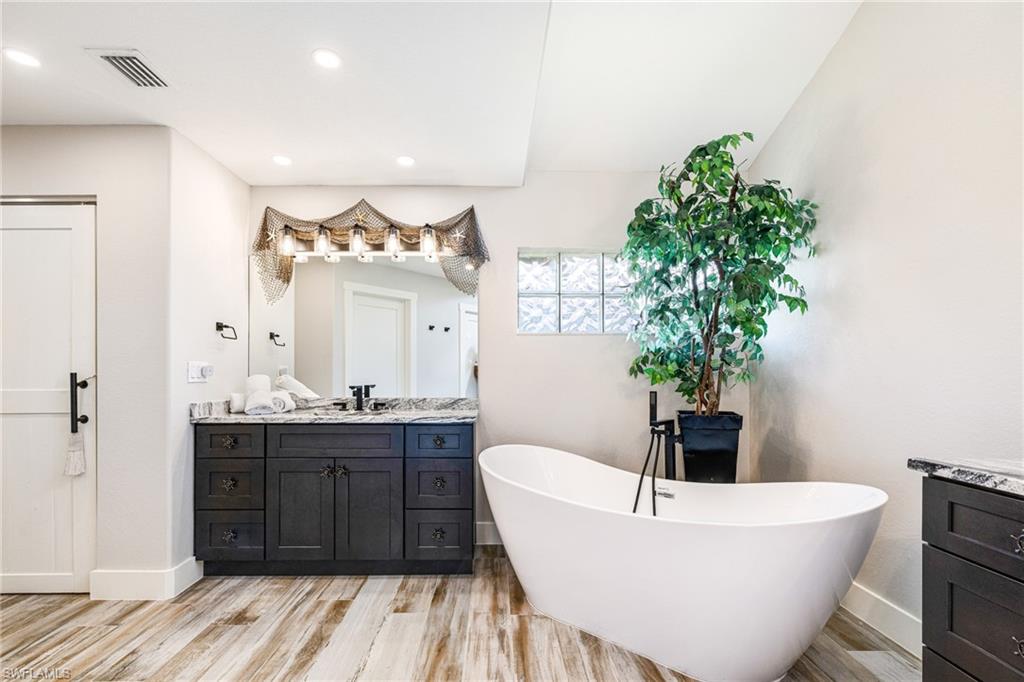 PALACO GRANDE - Residential Lease