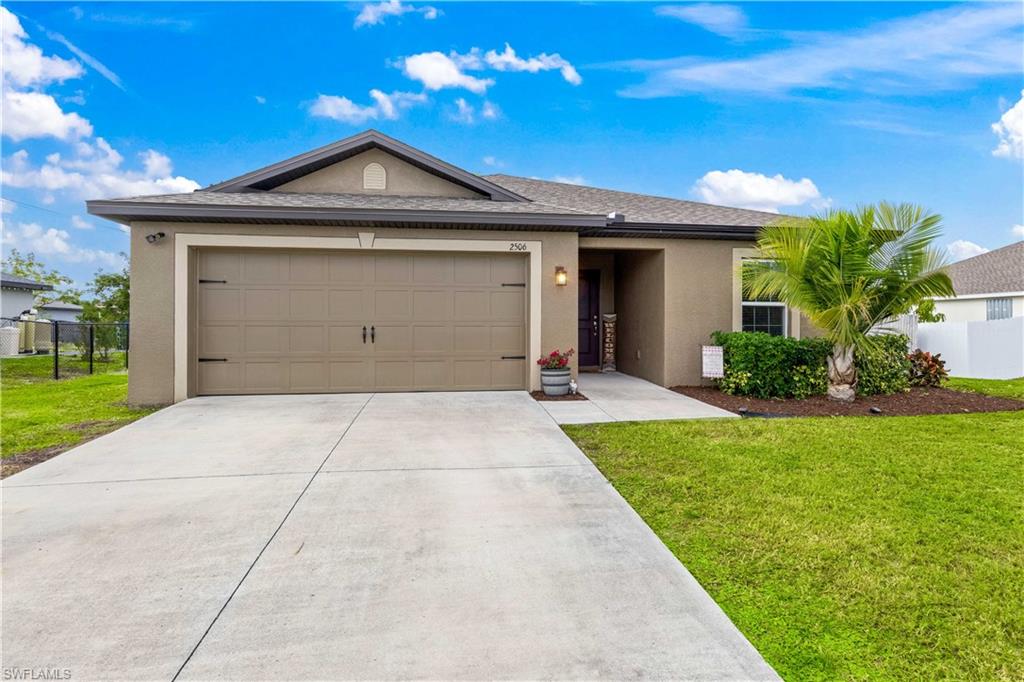CAPE CORAL - Residential