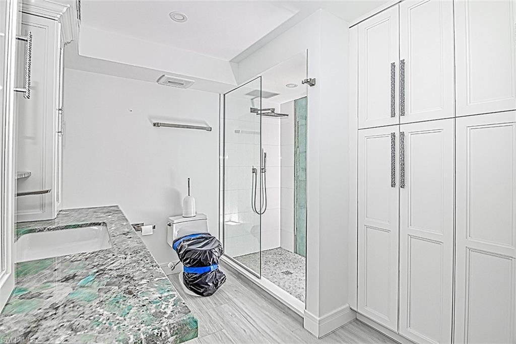 ATRIUM CONDO - Residential