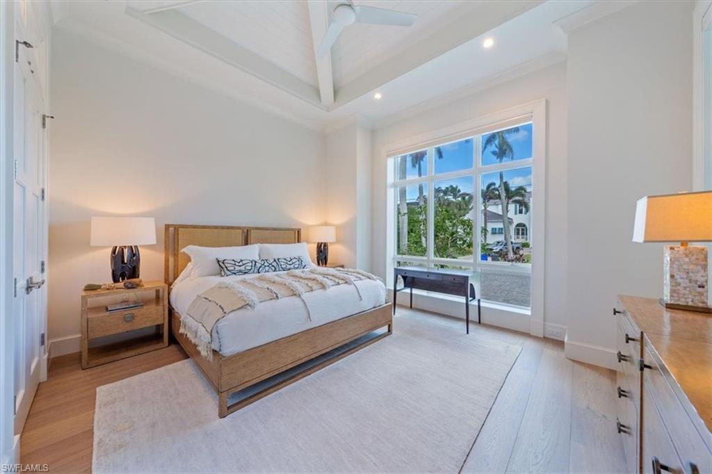 AQUALANE SHORES - Residential