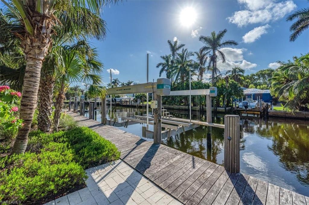 AQUALANE SHORES - Residential