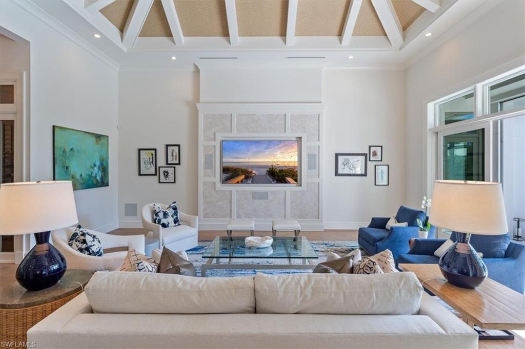 AQUALANE SHORES - Residential