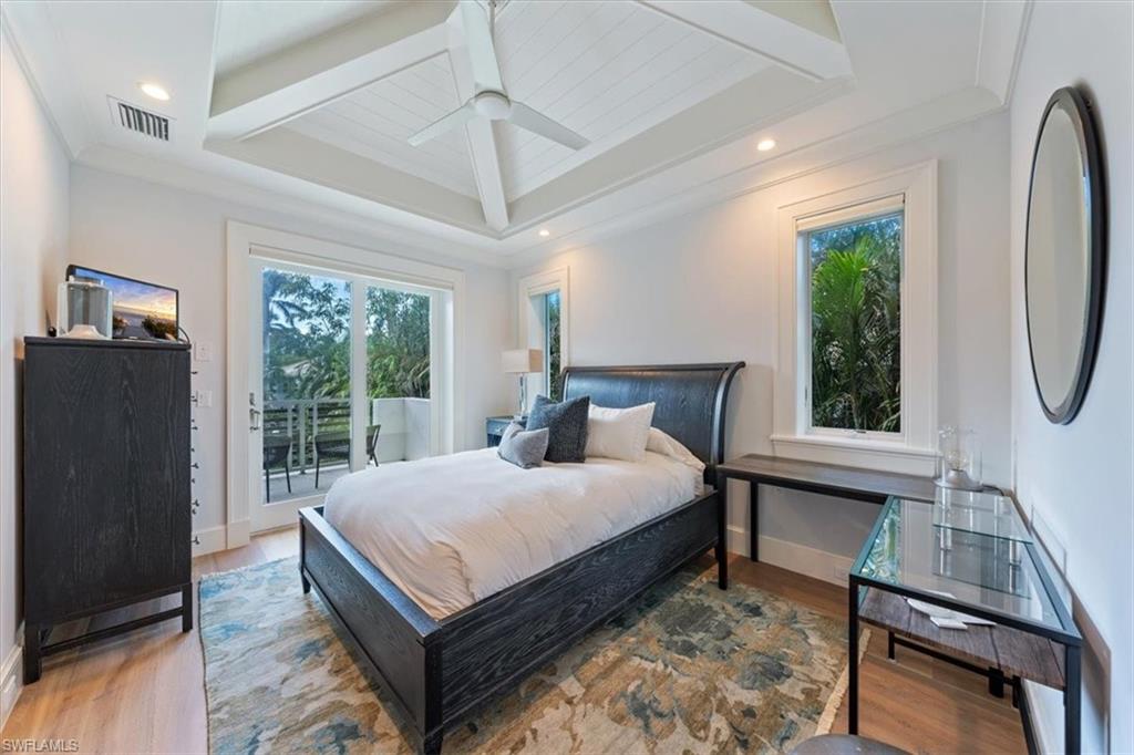 AQUALANE SHORES - Residential