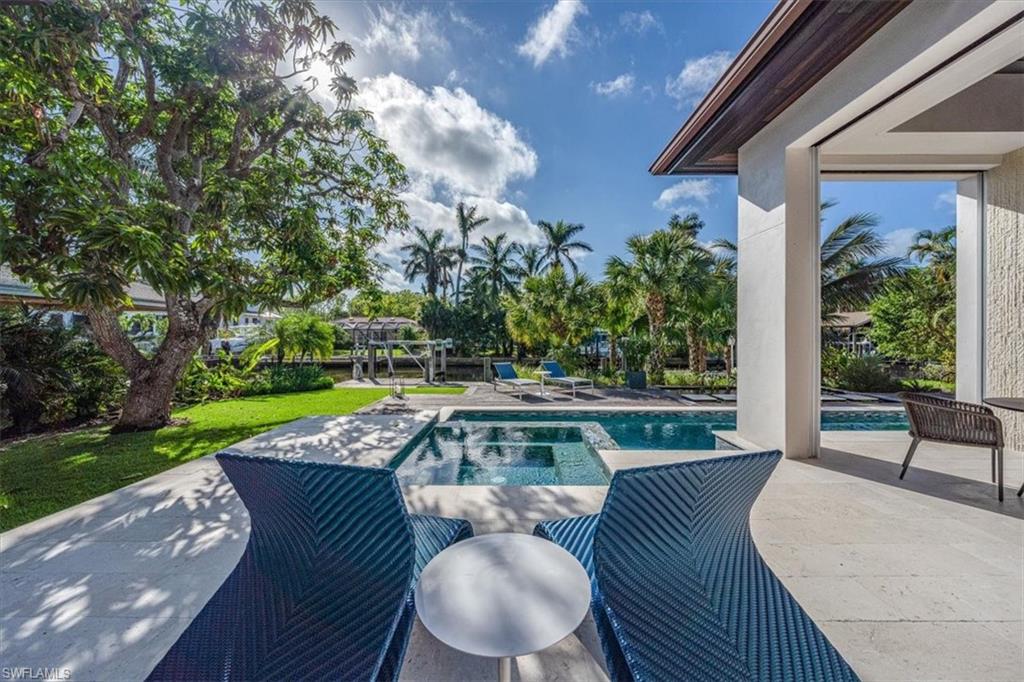 AQUALANE SHORES - Residential