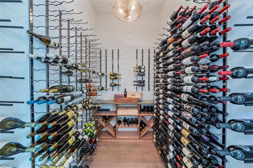 AQUALANE SHORES - Residential