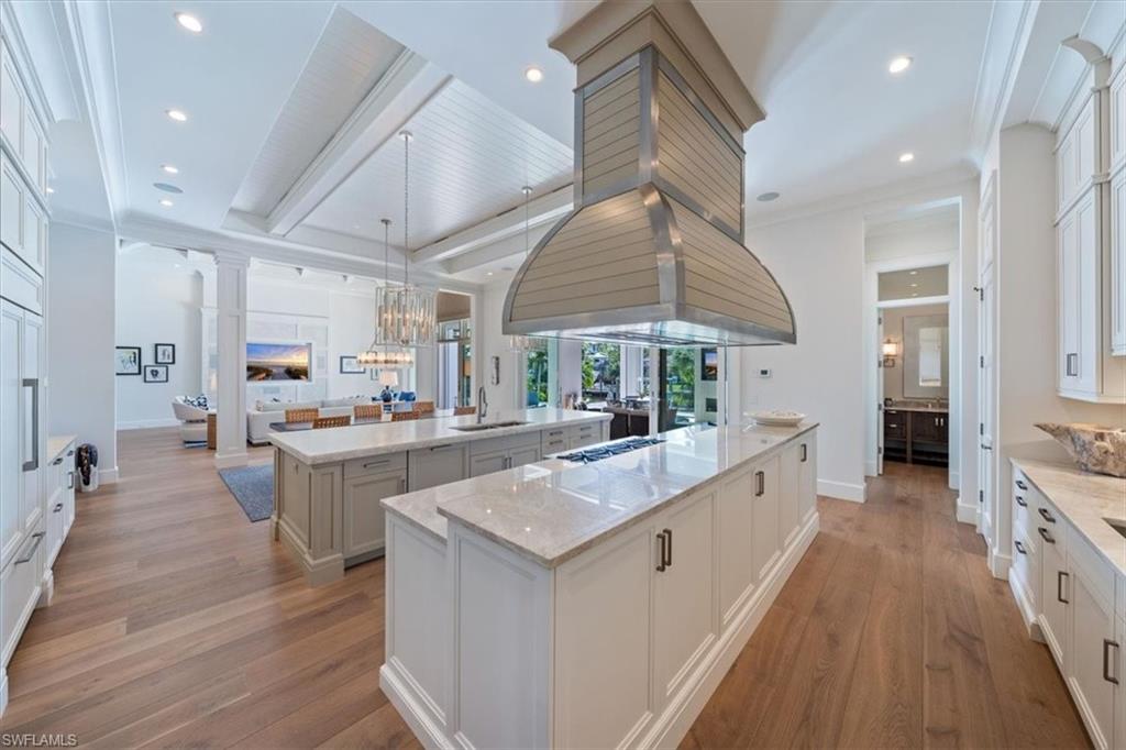 AQUALANE SHORES - Residential