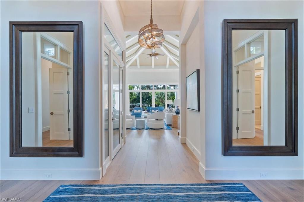 AQUALANE SHORES - Residential