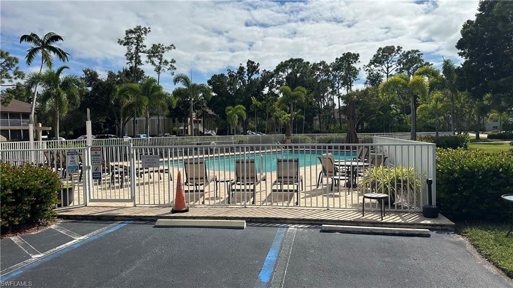 THE GREENS - Residential