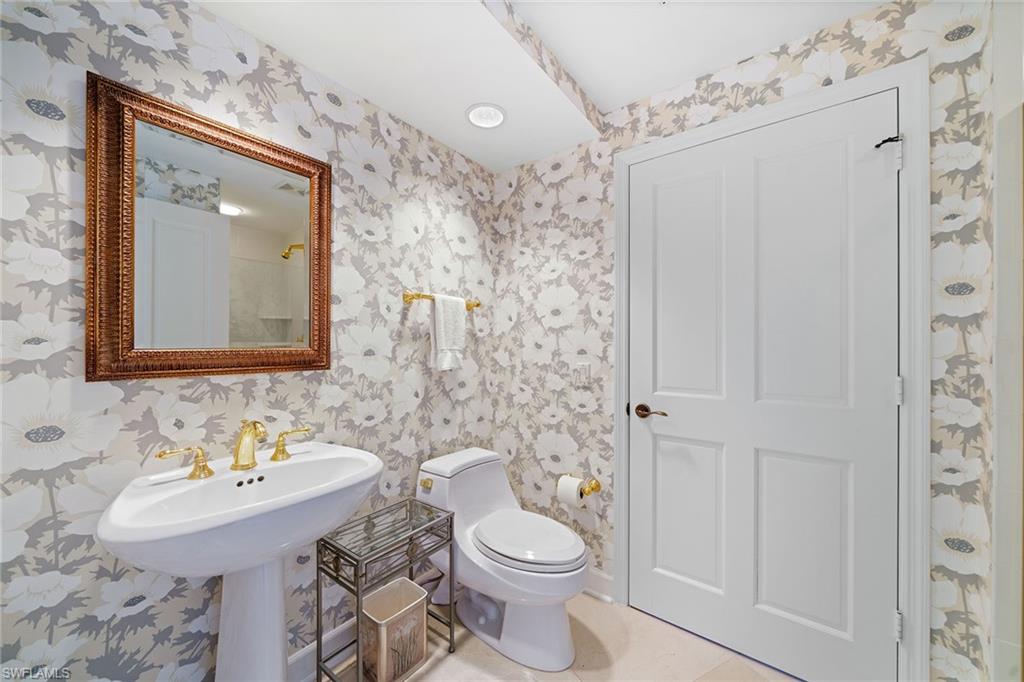 REMINGTON AT BAY COLONY - Residential