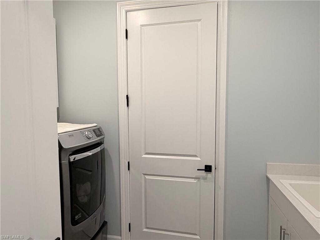 NORTHRIDGE - Residential