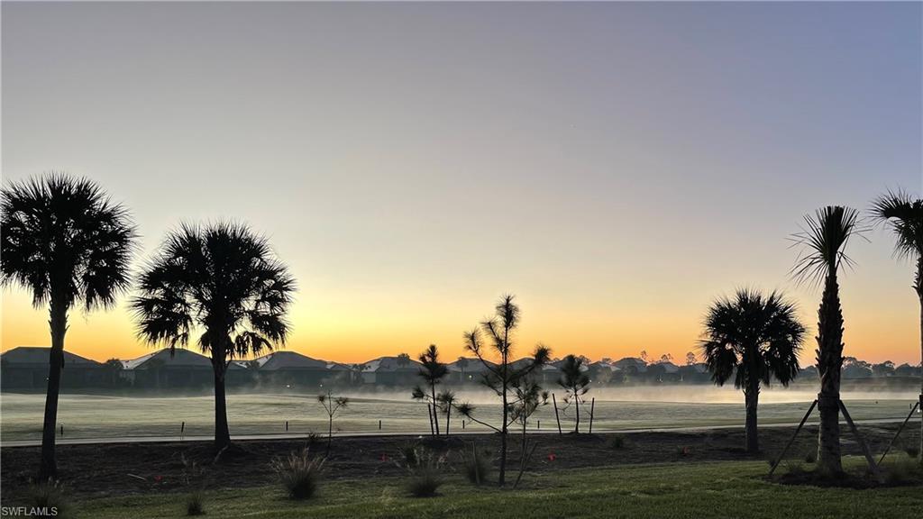 NORTHRIDGE - Residential