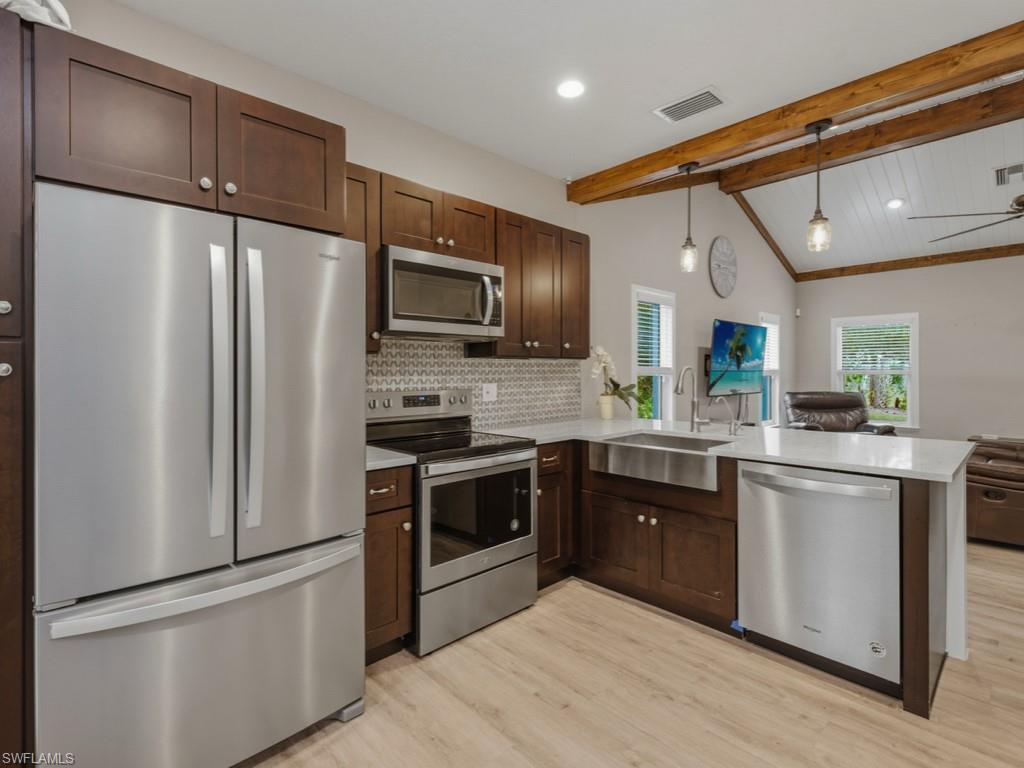 GOLDEN GATE ESTATES - Residential