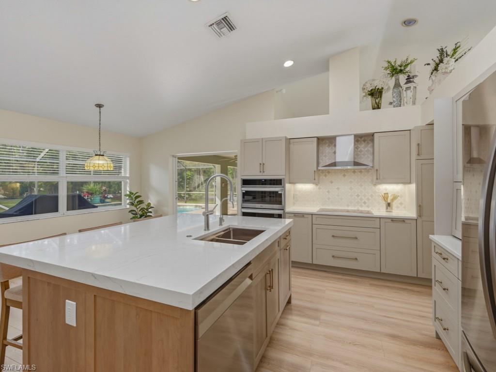 GOLDEN GATE ESTATES - Residential