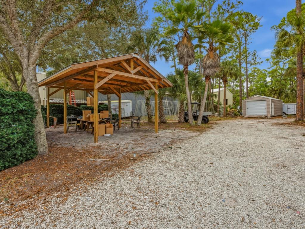 GOLDEN GATE ESTATES - Residential