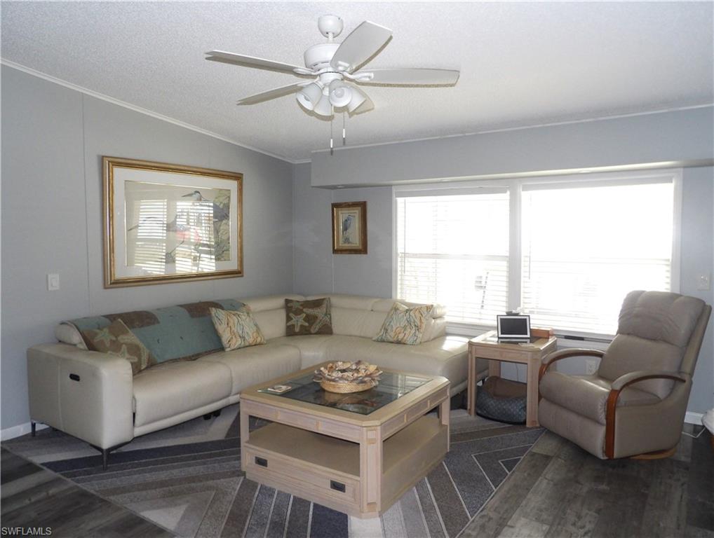 FOREST PARK MOBILE HOME - Residential