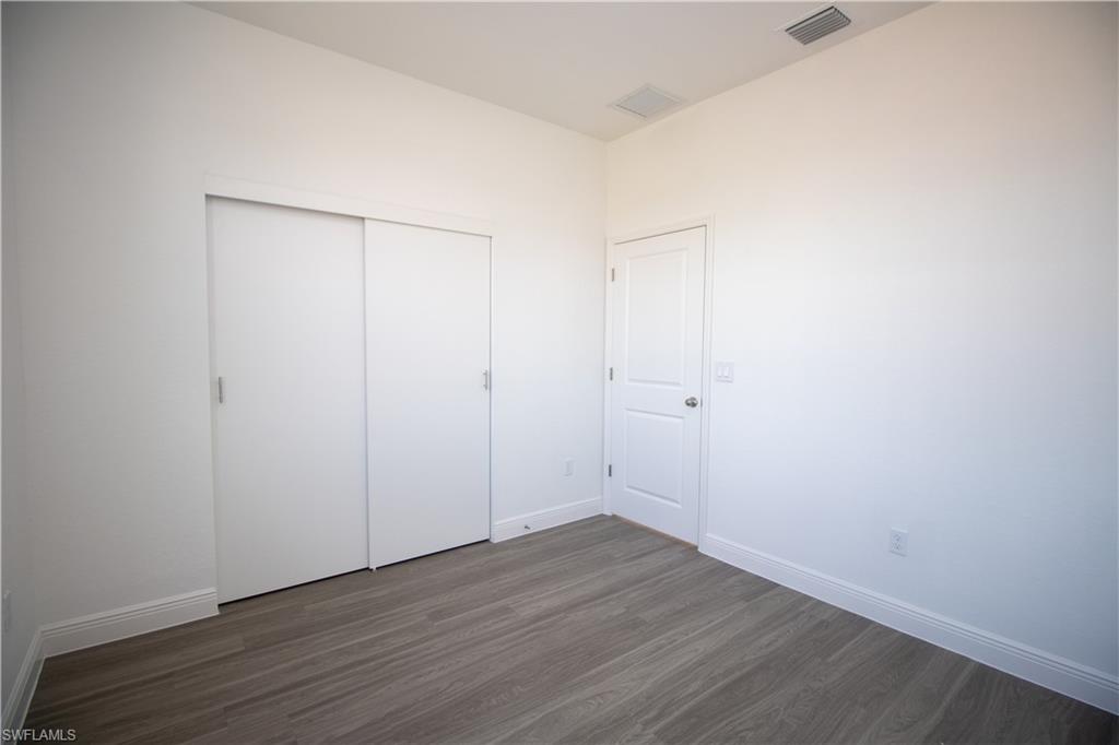 PORT LABELLE - Residential Lease