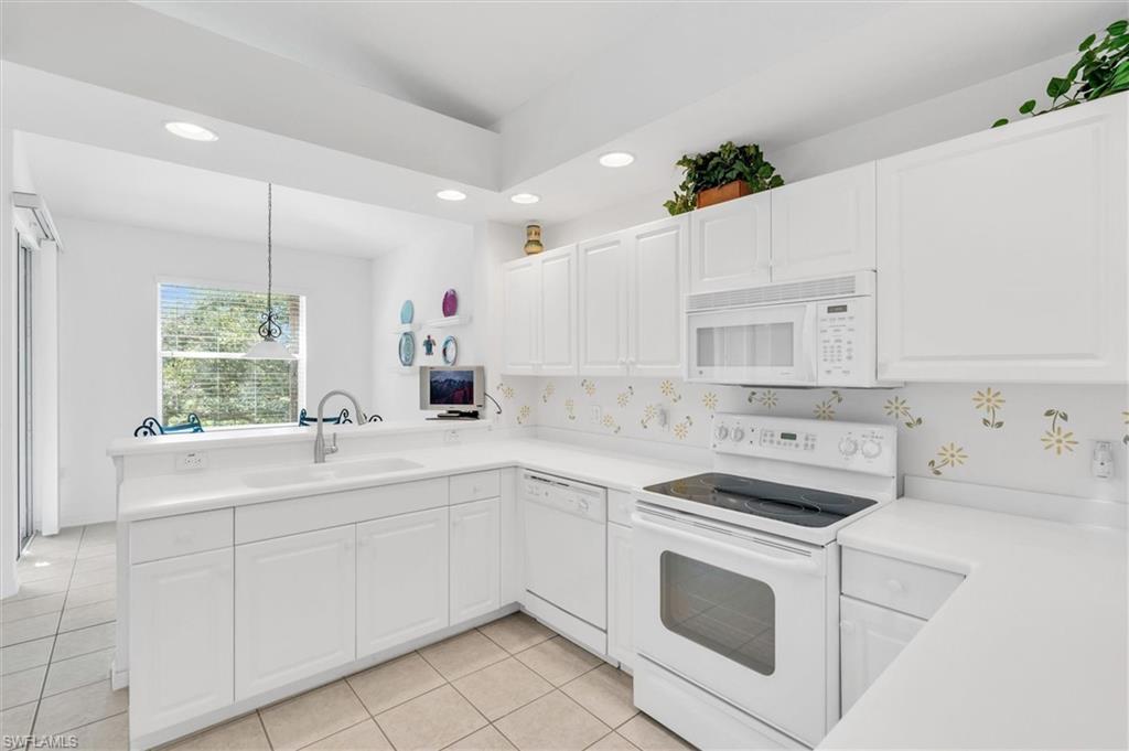 GRAND CYPRESS III - Residential