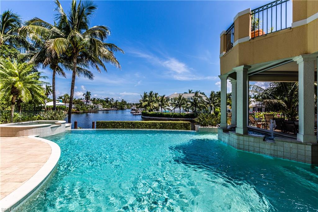 AQUALANE SHORES - Residential