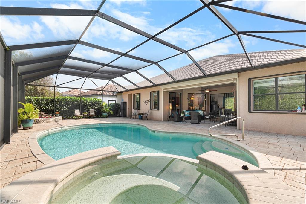 REFLECTION ISLES - Residential