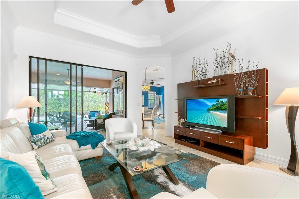 REFLECTION ISLES - Residential