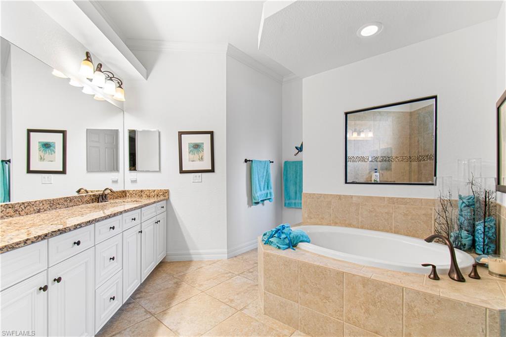 REFLECTION ISLES - Residential