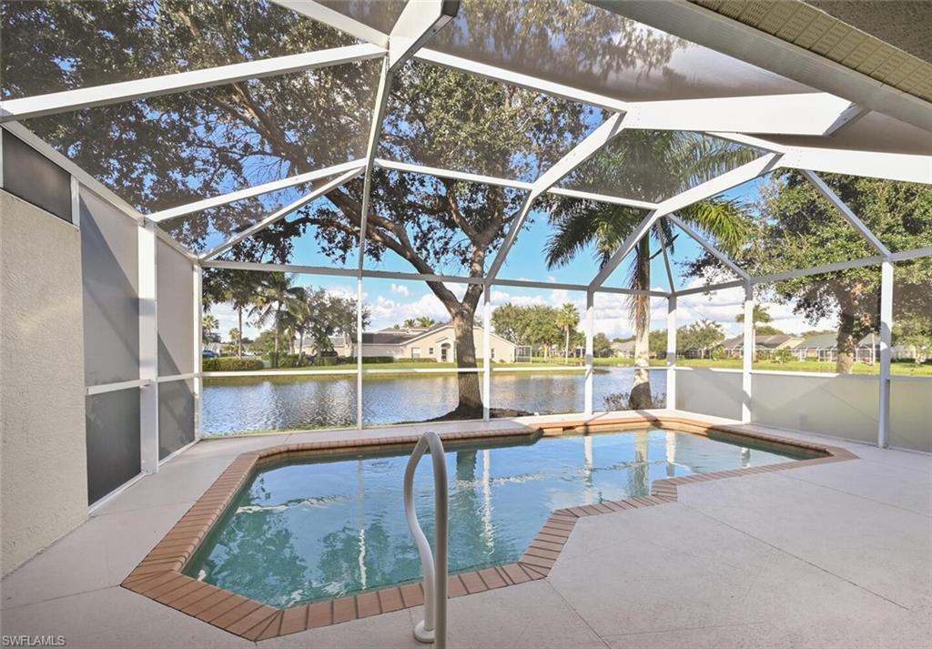 IBIS COVE - Residential