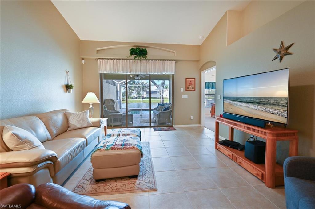 IBIS COVE - Residential