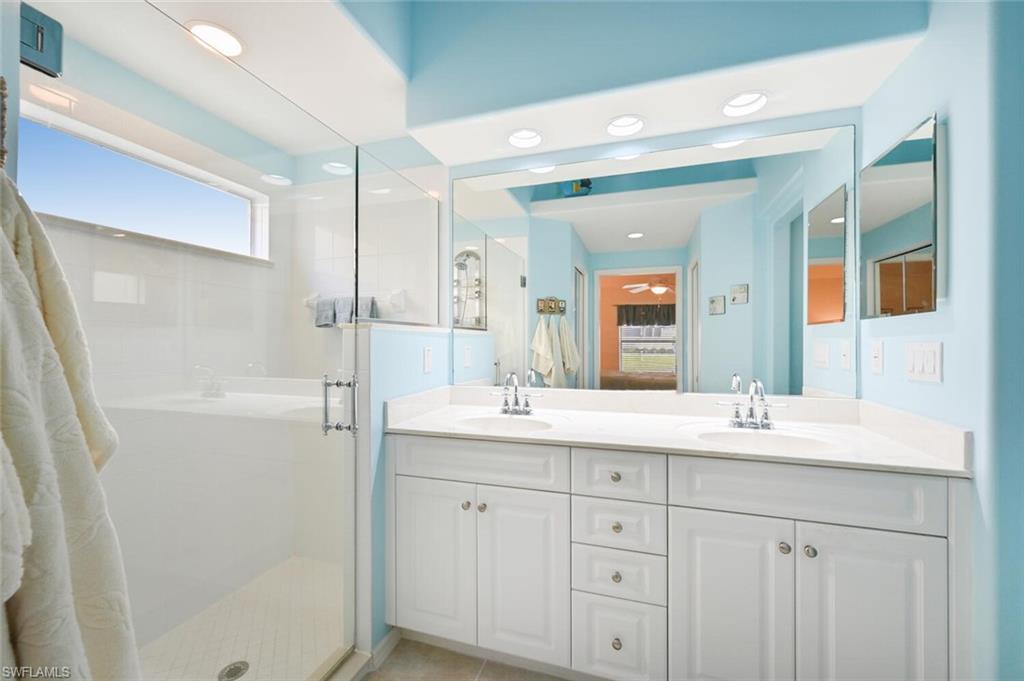 IBIS COVE - Residential