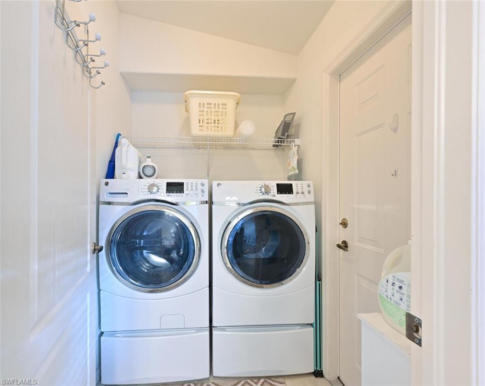 IBIS COVE - Residential