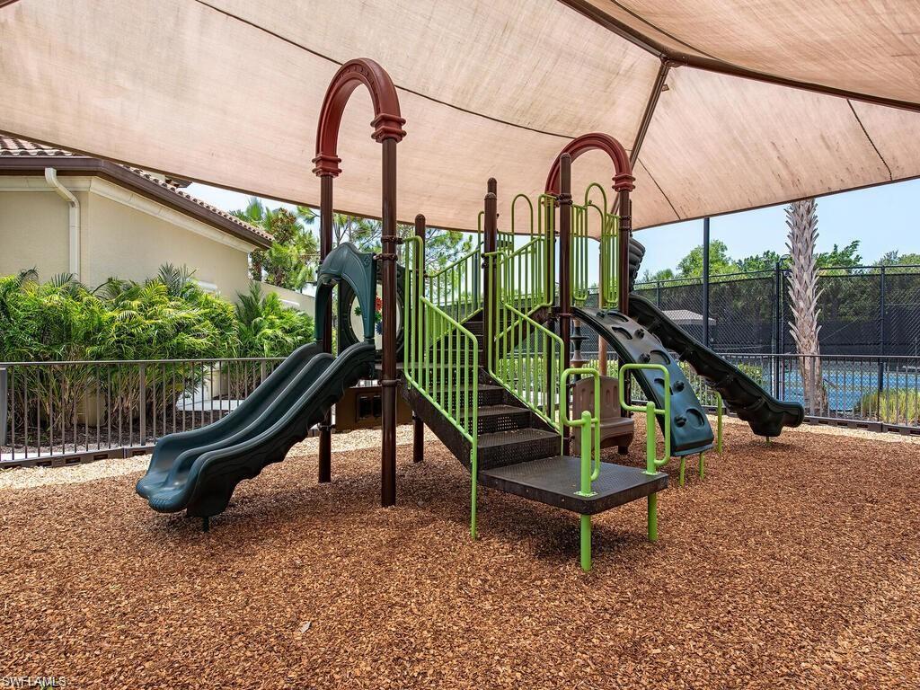 MARBELLA ISLES - Residential