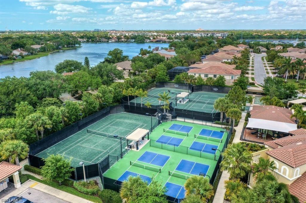 MARBELLA ISLES - Residential