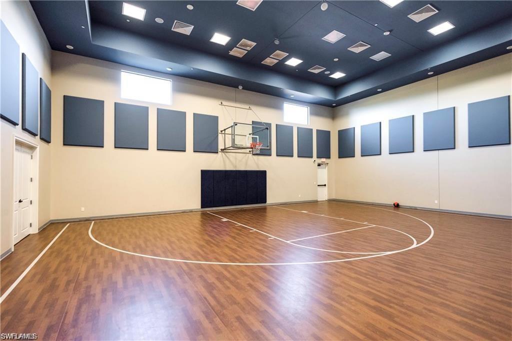 MARBELLA ISLES - Residential