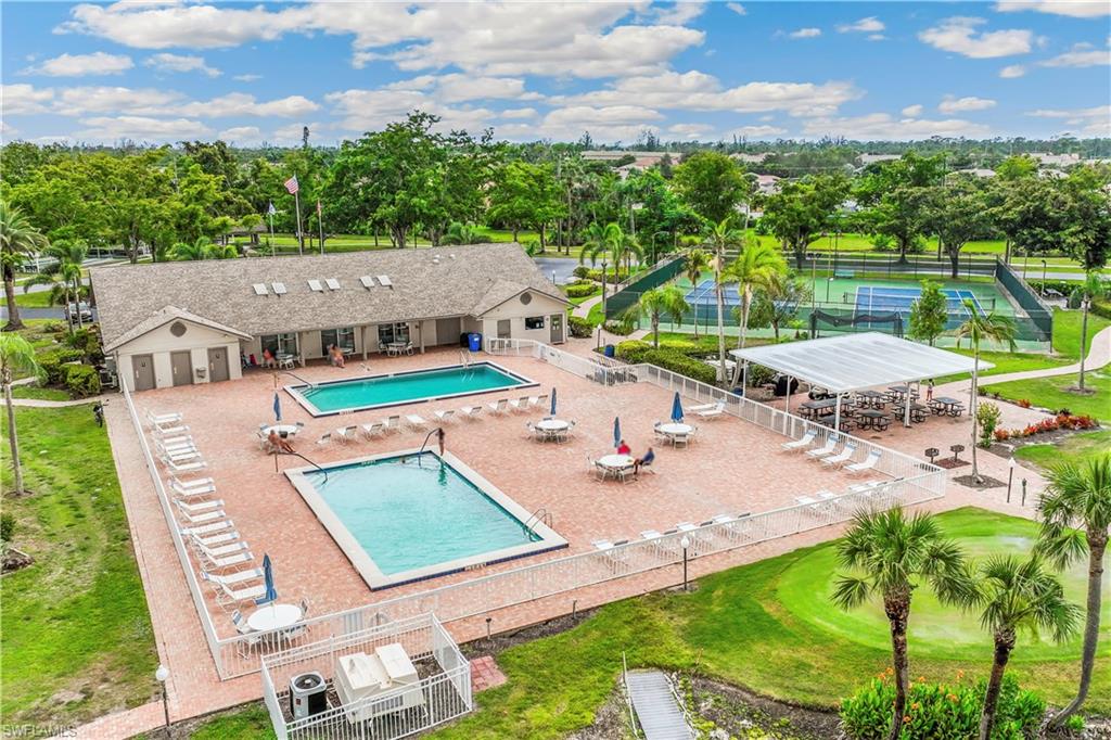 GOLFVIEW GOLF & RACQUET CLUB - Residential