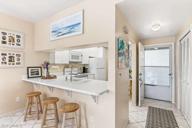 GOLFVIEW GOLF & RACQUET CLUB - Residential