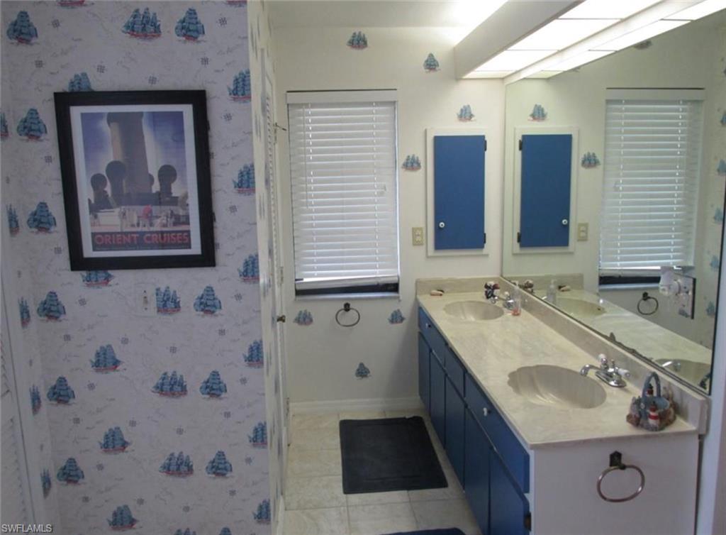 CAPTAINS COVE - Residential