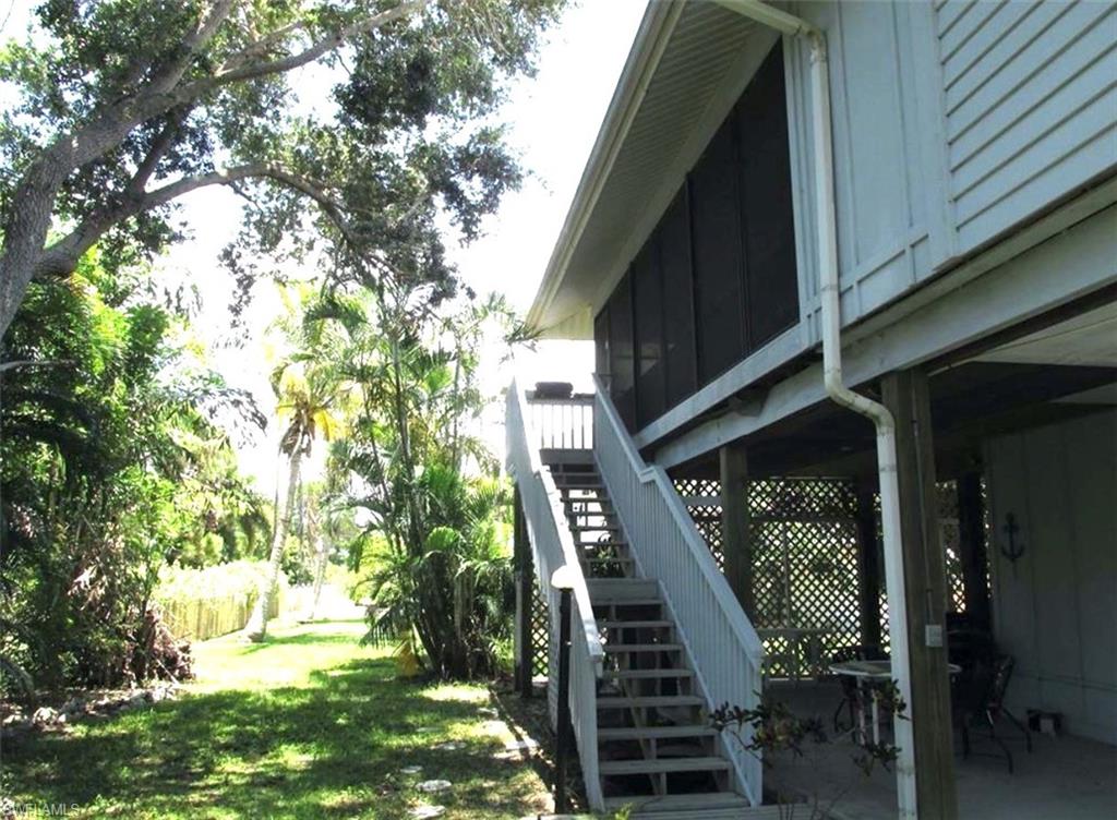 CAPTAINS COVE - Residential