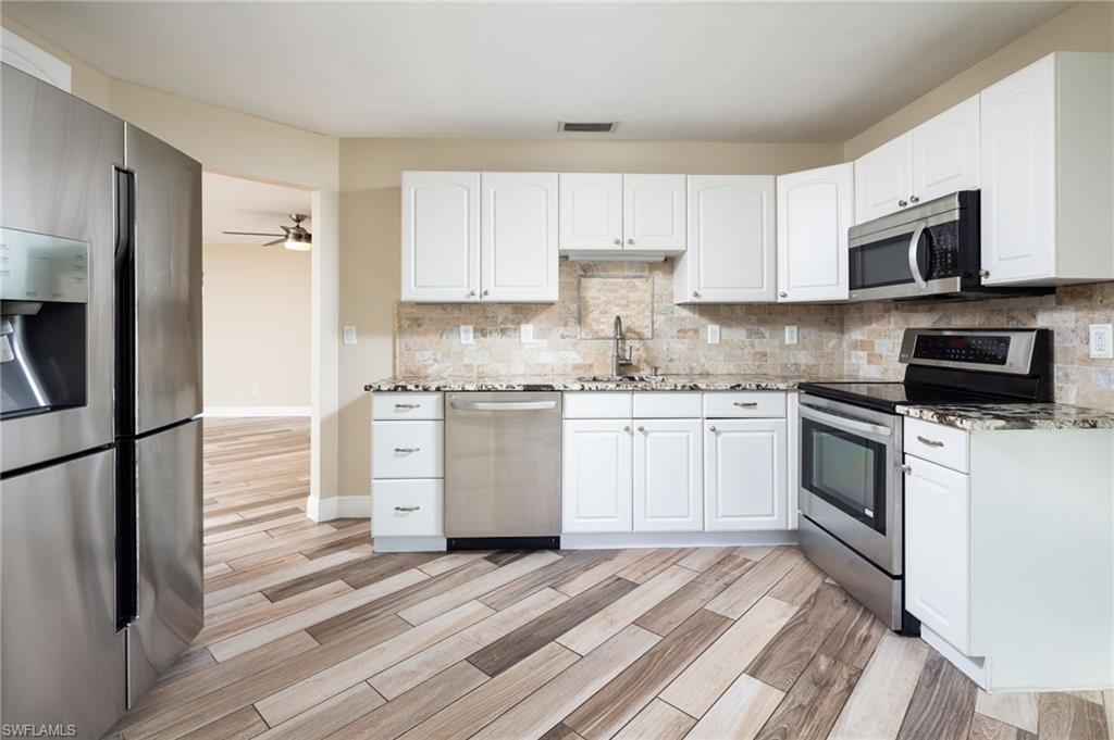 NAPLES PARK - Residential