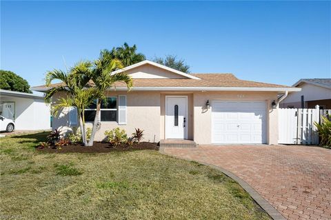 741 105th AVE N NAPLES FL 34108