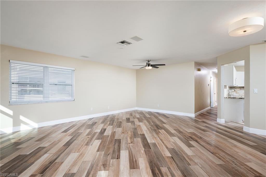 NAPLES PARK - Residential