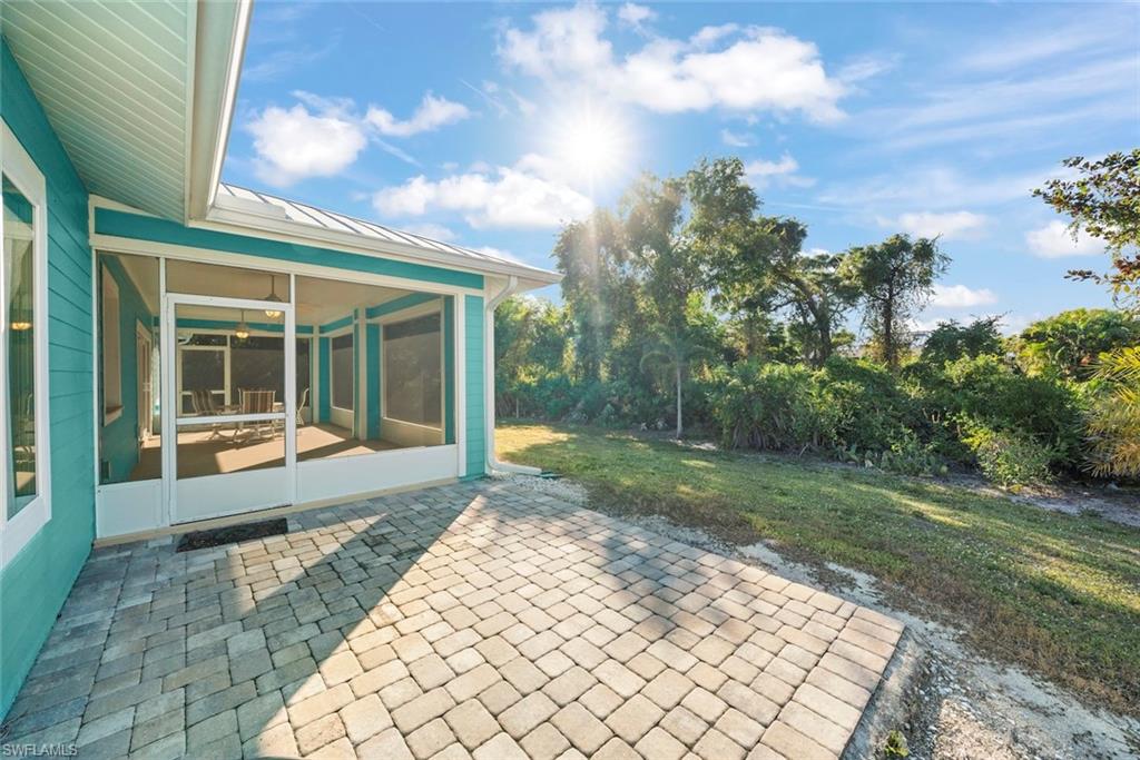 CHARLOTTE SHORES - Residential